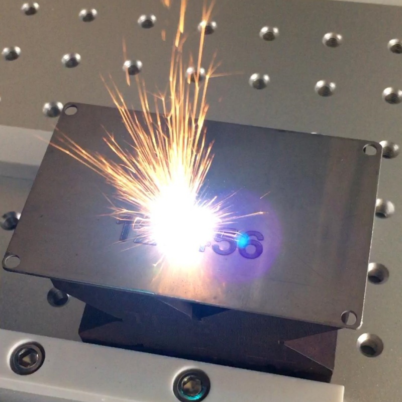 Laser Marking Machine11